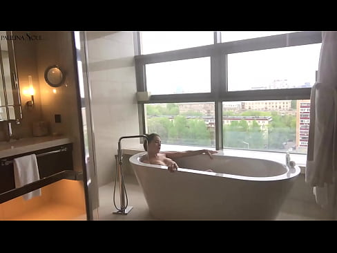❤️ Enorm babe som passionerat runkar av sin fitta i badrummet Porno at sv.hentai-ita.ru ❌️❤
